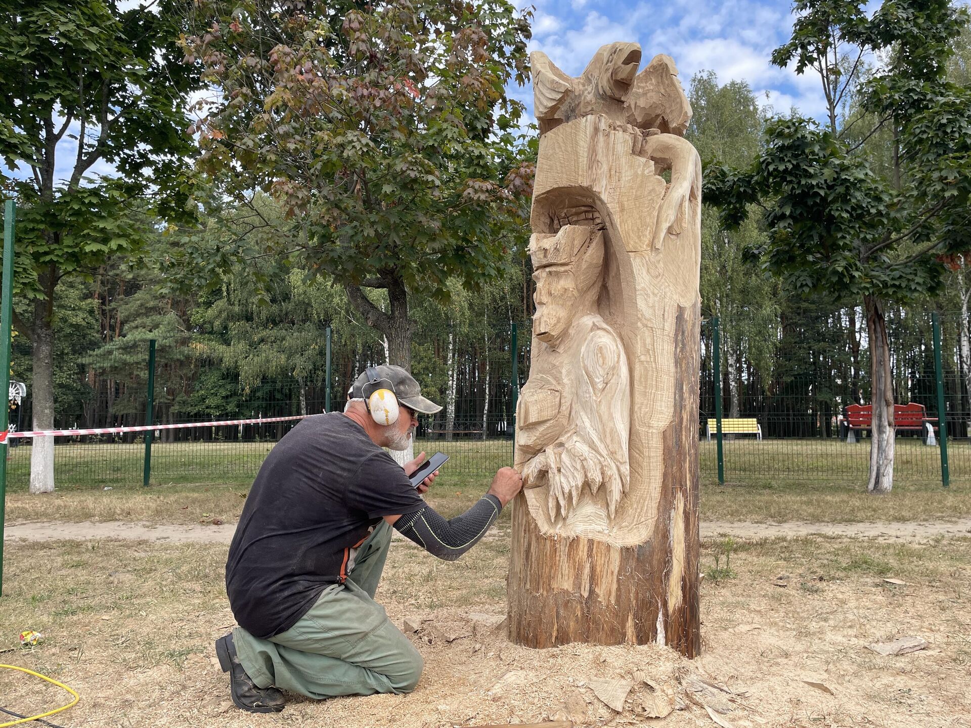 Фестиваль деревянных скульптур в Гомеле - Sputnik Беларусь, 1920, 06.09.2025