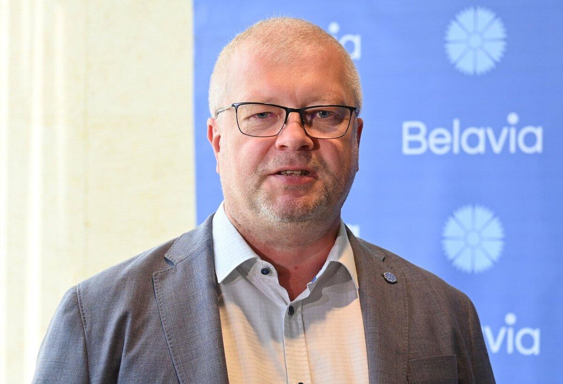 Заместитель генерального директора Белавиа по маркетингу и внешнеэкономической деятельности Владимир Баркун - Sputnik Беларусь, 1920, 09.09.2025