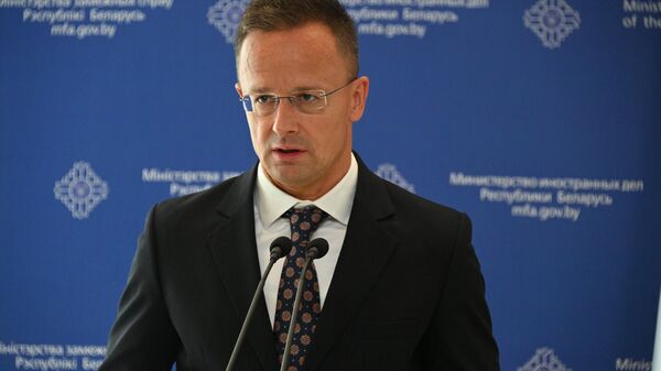 Петер Сийярто - Sputnik Беларусь