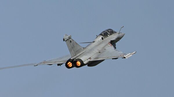 Французский истребитель Rafale, архивное фото - Sputnik Беларусь