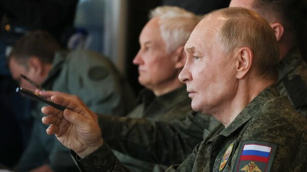 Рабочая паездка прэзідэнта Уладзіміра Пуціна ў Ніжагародскую вобласць - Sputnik Беларусь