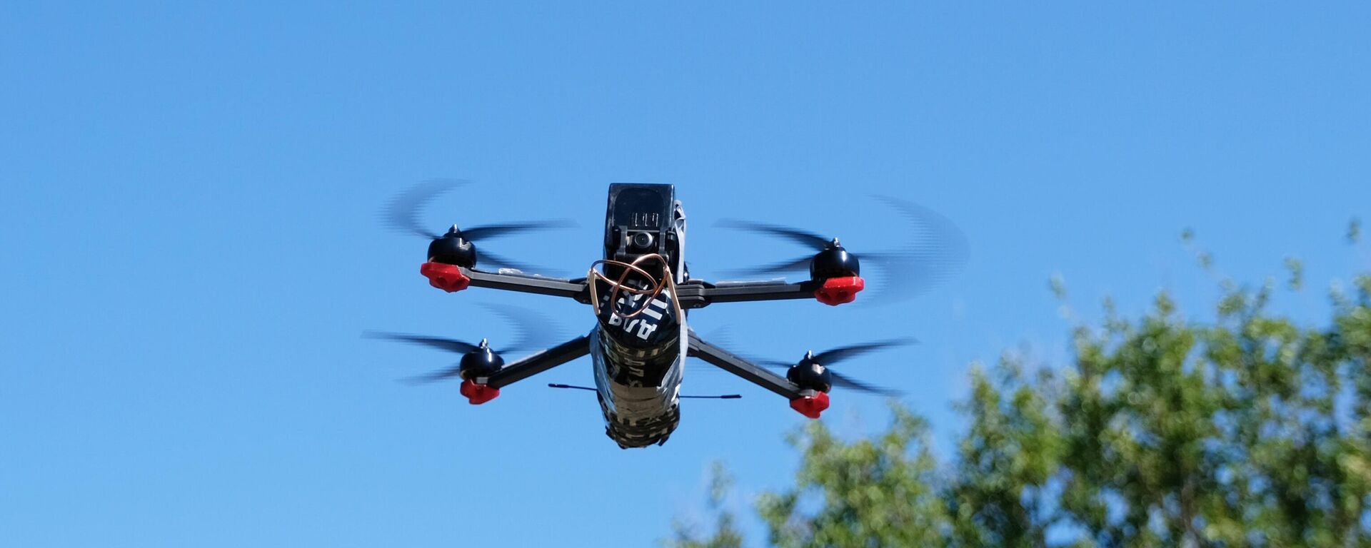 Дрон, архіўнае фота - Sputnik Беларусь, 1920, 12.10.2025