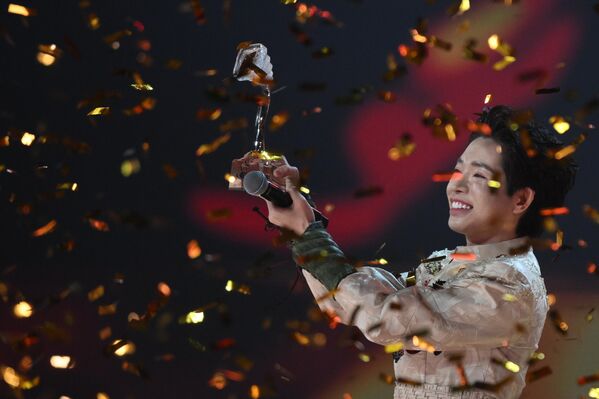 Дык Фук (Вьетнам) – победитель международного музыкального конкурса &quot;Интервидение&quot; в Москве. - Sputnik Беларусь