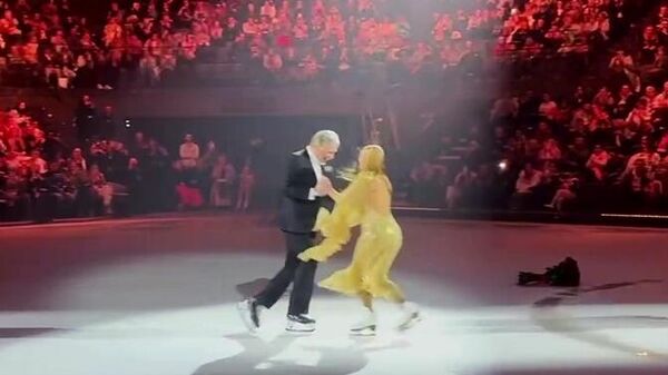 Дмитрий Песков вышел на лед в шоу Татьяны Навки - Sputnik Беларусь