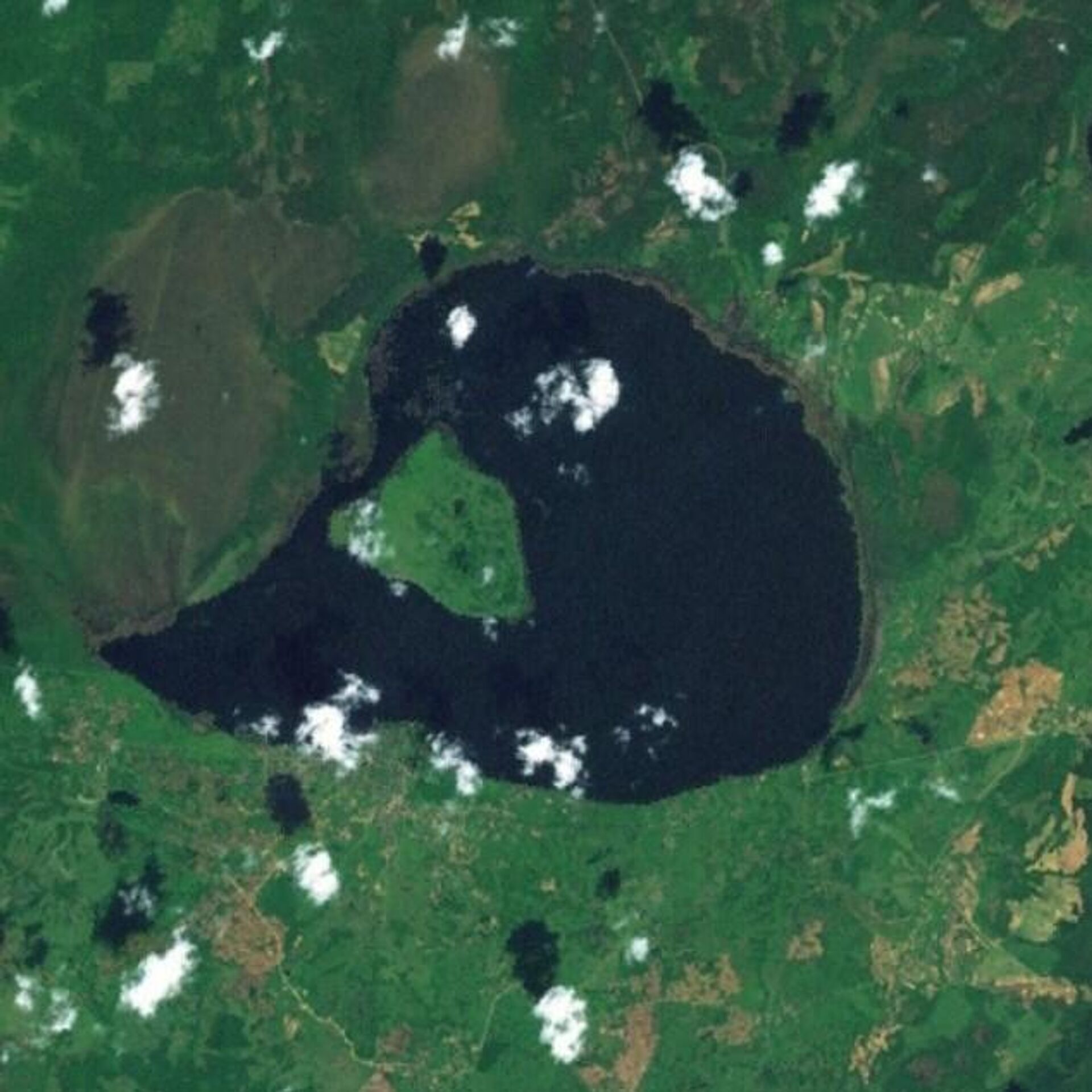 Озеро Освейское - Sputnik Беларусь, 1920, 25.09.2025