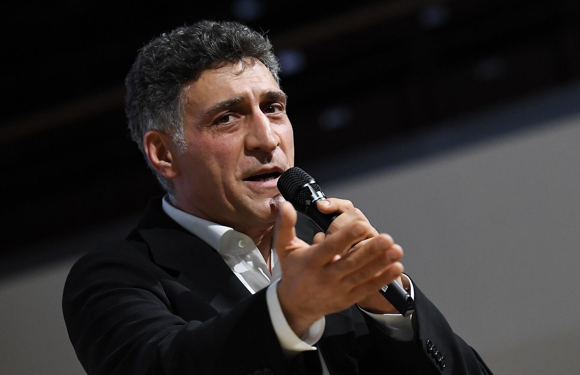 Режиссер Тигран Кеосаян