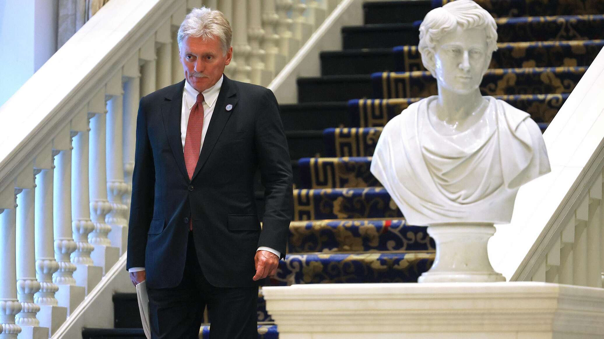 Песков: Россия будет ждать реакции США на предложение Путина по ДСНВ Песков: Россия будет ждать реакции США на предложение Путина по ДСНВ