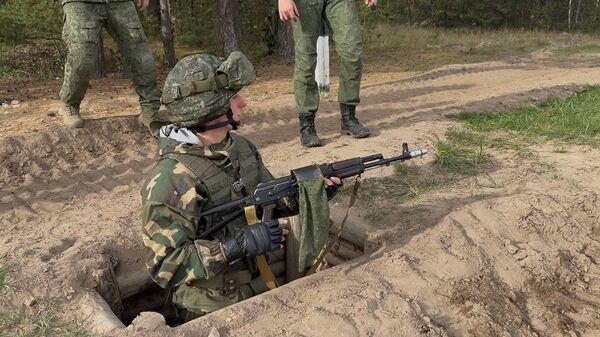 II Форум блогеров Беларуси БлогБай. Сила в правде! в учебном центре Военной академии Белая Лужа - Sputnik Беларусь