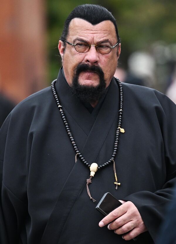 Специальный представитель МИД России по вопросам российско-американских гуманитарных отношений, актер, кинопродюсер Стивен Сигал. - Sputnik Беларусь