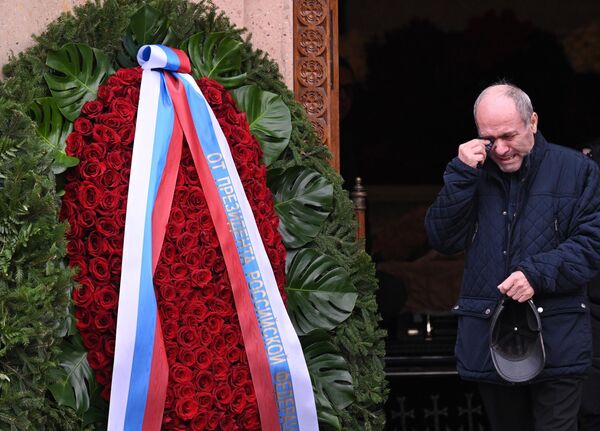 Венок от президента РФ Владимира Путина. - Sputnik Беларусь