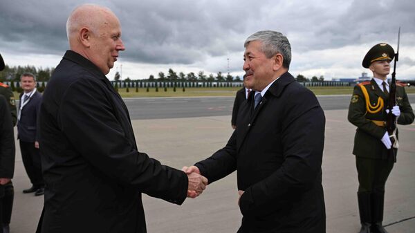 Встреча премьера Кыргызстана Адылбека Касымалиева - Sputnik Беларусь