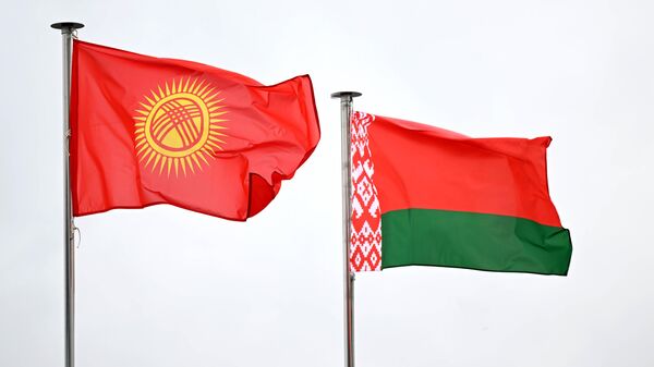 Флагі Беларусі і Кыргызстана - Sputnik Беларусь