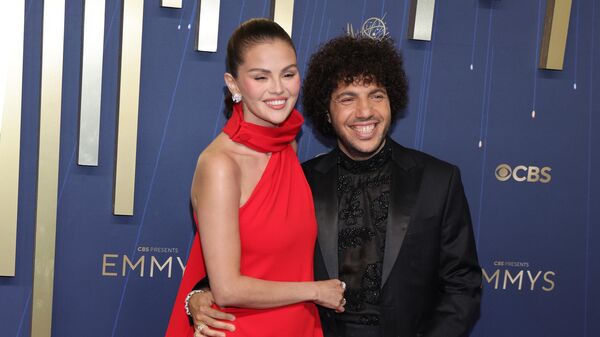 Селена Гомес и Бенни Бланко - Sputnik Беларусь