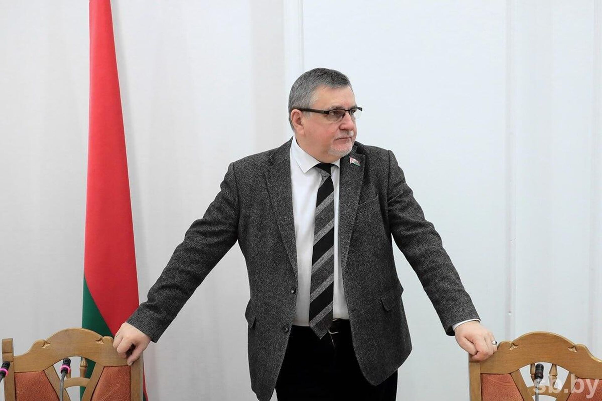 Государственный и политический деятель, актер театра и кино, заслуженный артист Республики Беларусь Геннадий Давыдько Государственный и политический деятель, актер театра и кино, заслуженный артист Республики Беларусь Геннадий Давыдько - Sputnik Беларусь, 1920, 29.09.2025