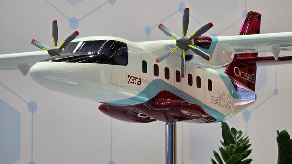 Модель российско-белорусского самолета Освей - Sputnik Беларусь