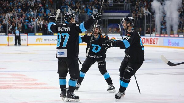 Хоккеисты минского Динамо - Sputnik Беларусь