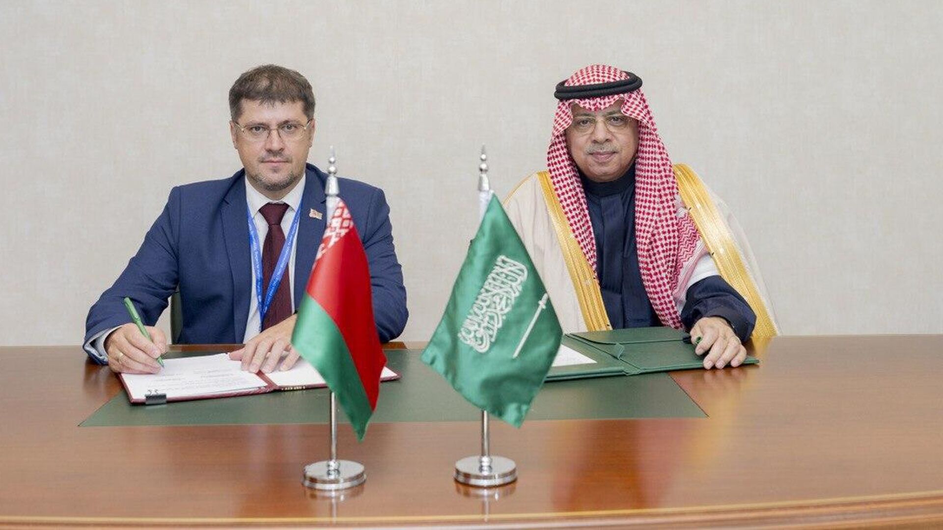 Беларусь и Саудовская Аравия подписали документ о развитии авиаперевозок