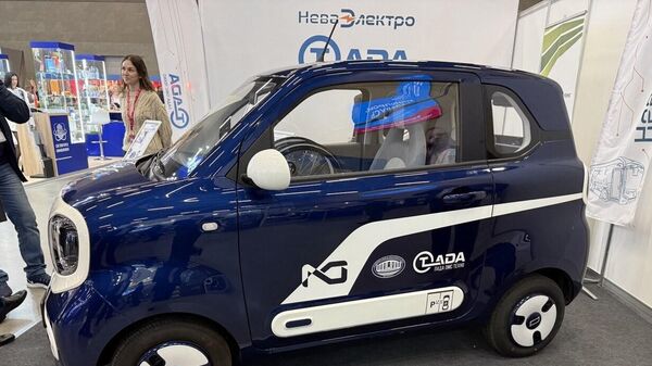 Автомобиль для инвалидов на выставке ИННОПРОМ в Минске - Sputnik Беларусь