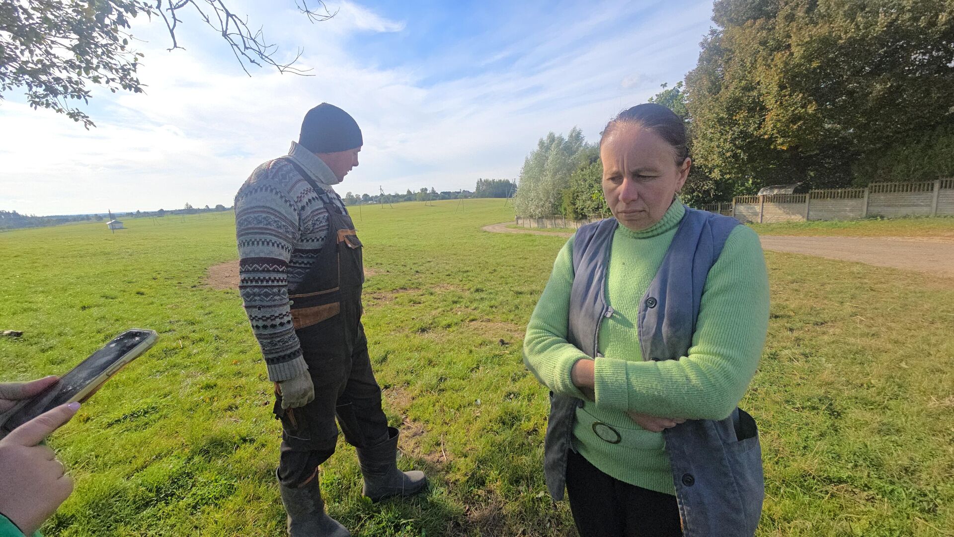 У многодетной семьи Сенько из агрогородка Лошаны сгорела ферма, а вместе с ней ― заживо 28 коров. 