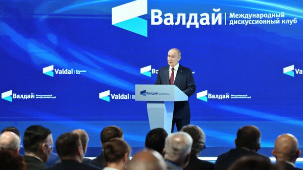 Прэзідэнт Уладзімір Пуцін прыняў удзел у працы дыскусійнага клуба Валдай - Sputnik Беларусь