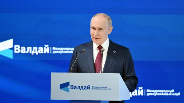 Прэзідэнт РФ Уладзімір Пуцін прыняў удзел у працы дыскусійнага клуба Валдай - Sputnik Беларусь