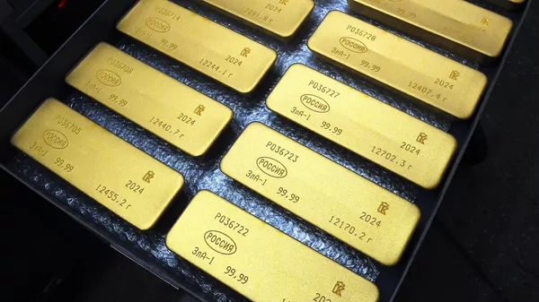 Золотой запас России в прошлом году вырос на рекордные $130 миллиардов