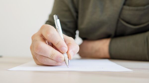 Ручка и листок бумаги, архивное фото - Sputnik Беларусь