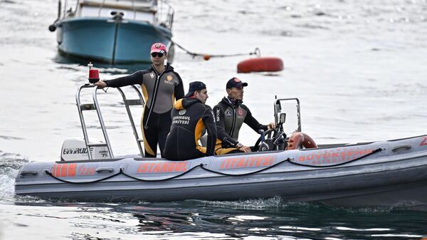 Поиск российского пловца в Босфоре - Sputnik Беларусь
