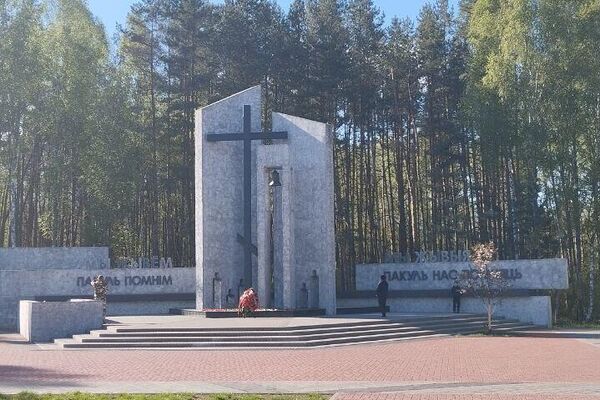 Мемориальный комплекс Ола в Гомельской области. Мемориальный комплекс Ола в Гомельской области. - Sputnik Беларусь