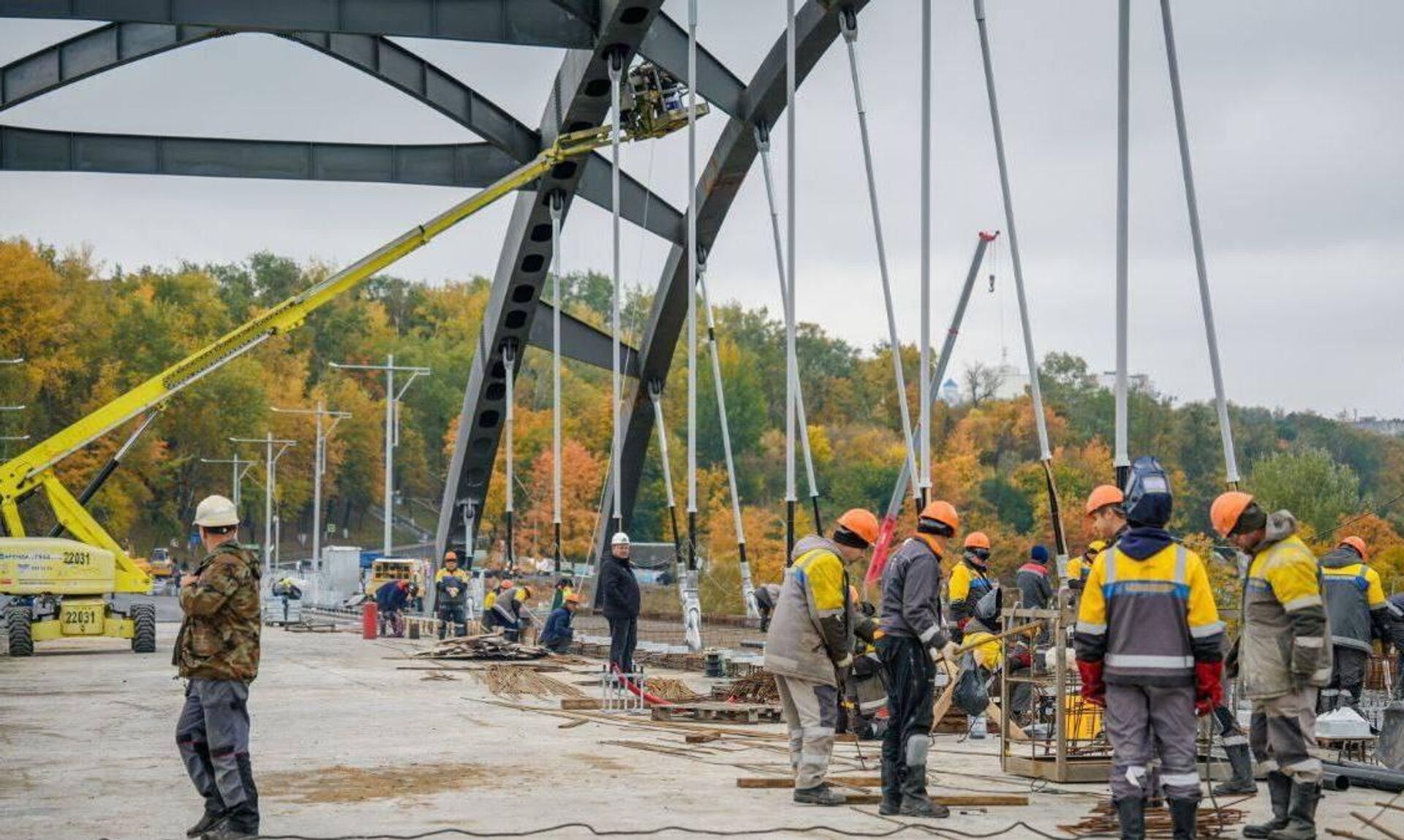 Реконструкция моста через Припять в Мозыре  - Sputnik Беларусь, 1920, 09.10.2025