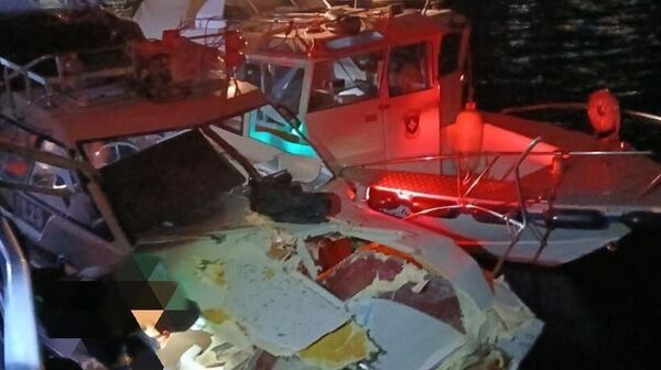 Столкнувшиеся на Ангаре суда - Sputnik Беларусь