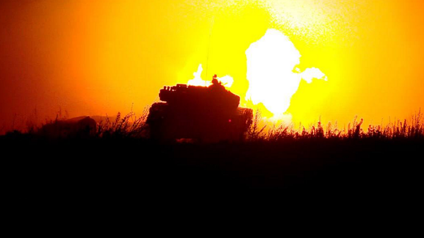 Контрольные занятия по огневой подготовке в ночное время суток
 - Sputnik Беларусь