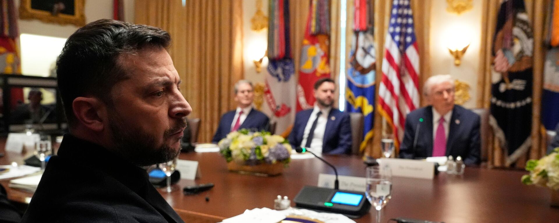 Сустрэча Дональда Трампа з Уладзімірам Зяленскім - Sputnik Беларусь, 1920, 17.10.2025