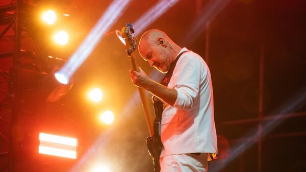 Басист группы Limp Bizkit Сэм Риверс  - Sputnik Беларусь