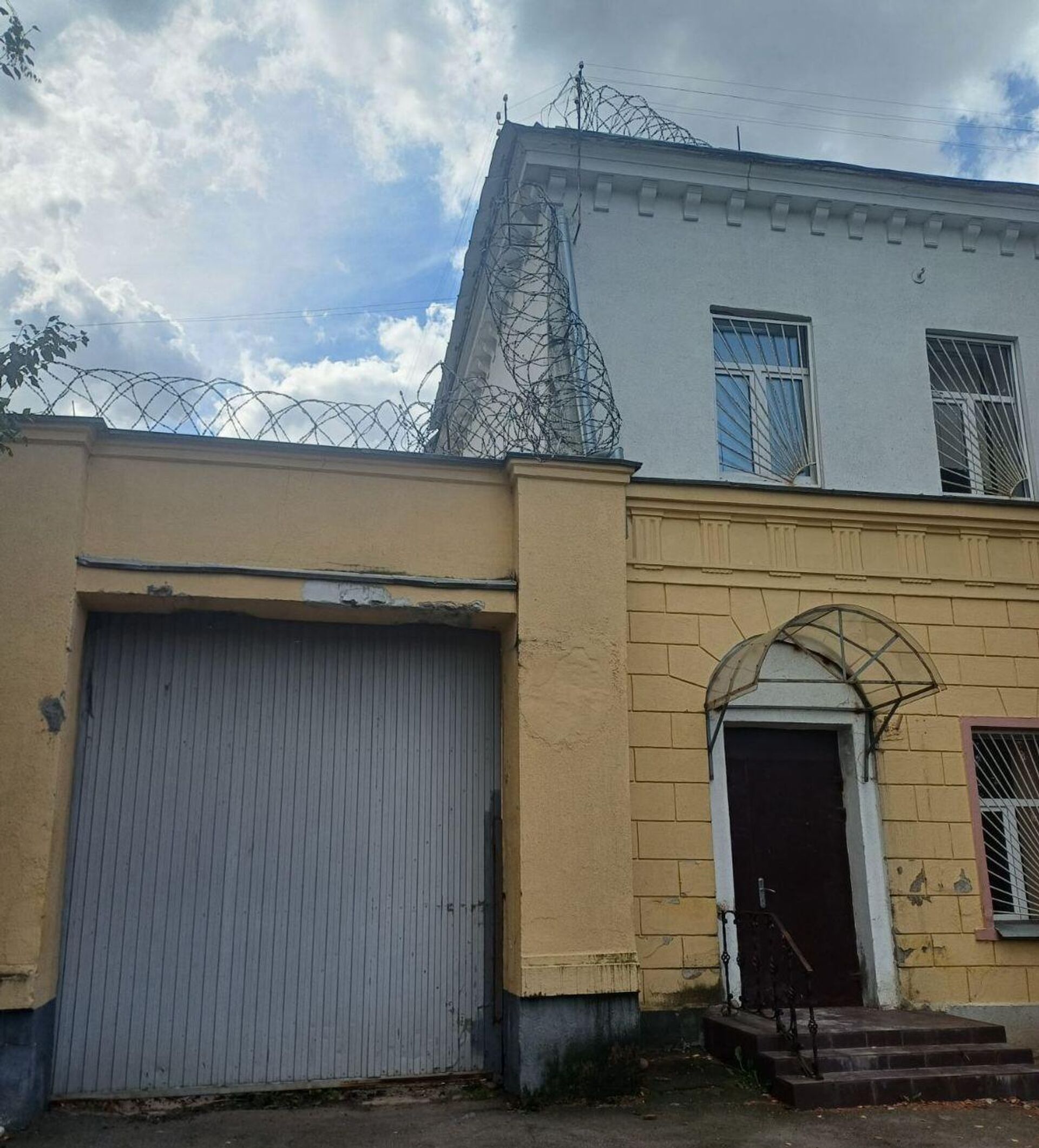 Один из выездов из СИЗО - Sputnik Беларусь, 1920, 22.10.2025