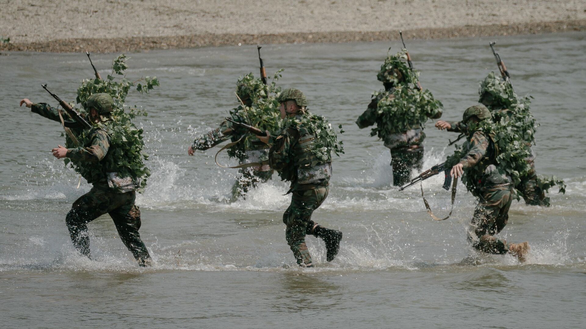 Учения молдавских и российских военных, архивное фото