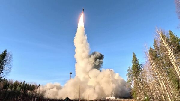 Пуск міжкантынентальнай балістычнай ракеты Ярс - Sputnik Беларусь