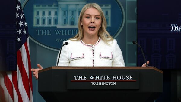 Каролин Левитт - Sputnik Беларусь