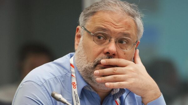 Хазин: действующая мировая экономика стремительно движется к обвалу - Sputnik Беларусь