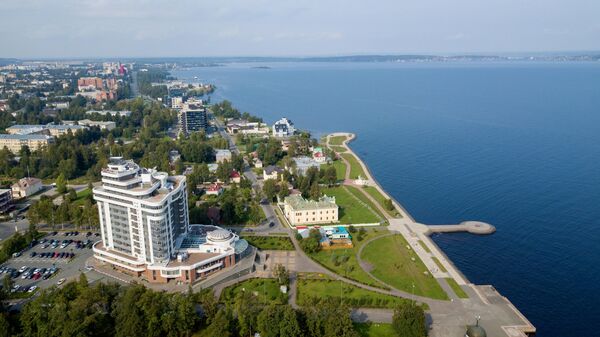 Вид на Онежское озеро и прибрежную часть Петрозаводска - Sputnik Беларусь