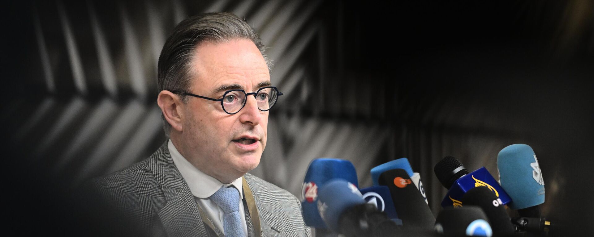 Барт де Вевер - Sputnik Беларусь, 1920, 24.10.2025