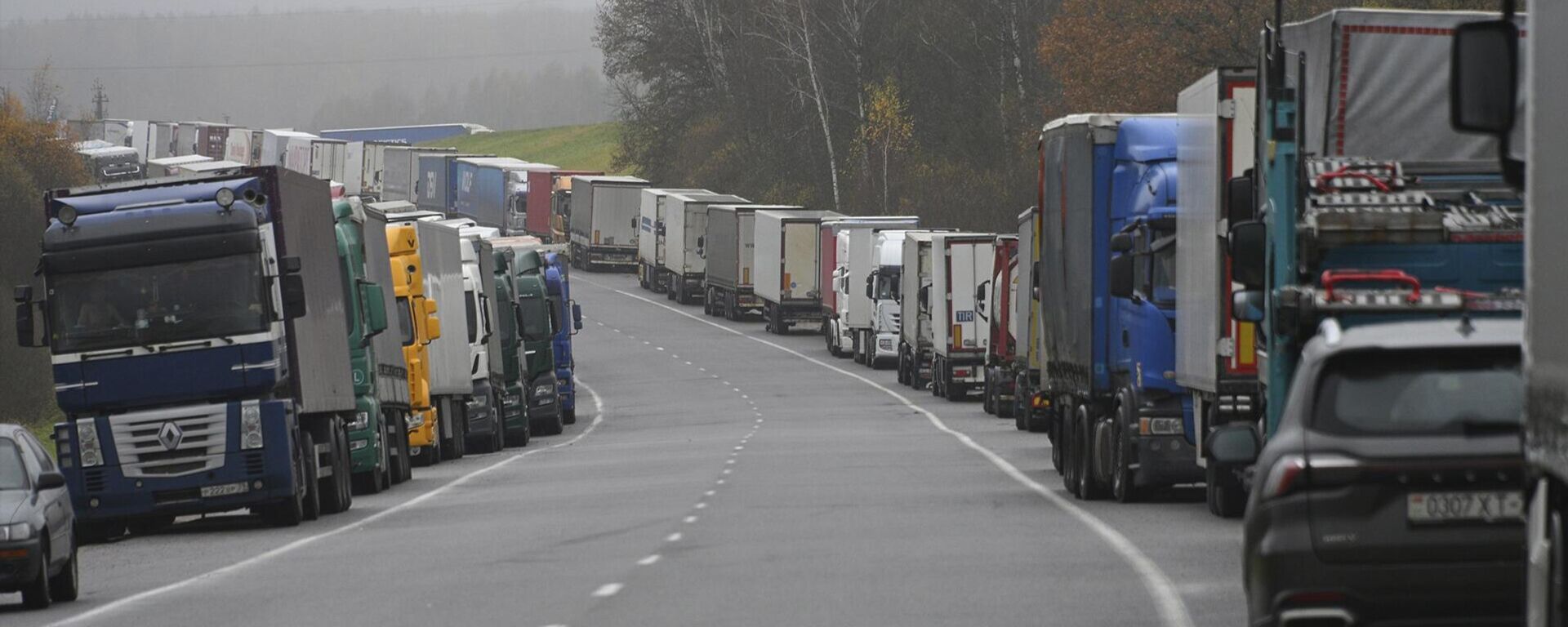 Это провокация: дальнобойщики о закрытии белорусско-литовской границы - Sputnik Беларусь, 1920, 27.10.2025