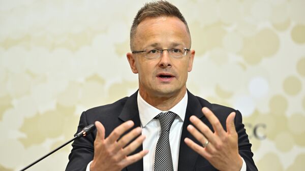 Петер Сийярто - Sputnik Беларусь