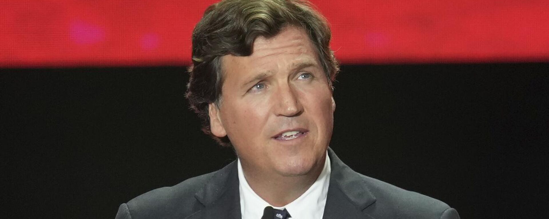 Амерыканскі журналіст Такер Карлсан - Sputnik Беларусь, 1920, 07.04.2026