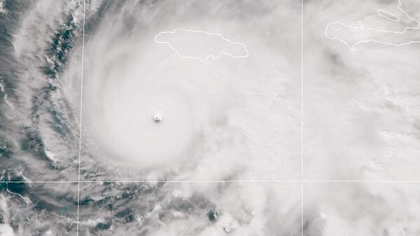 Ураган Мелисса движется на северо-запад через Карибское море - Sputnik Беларусь