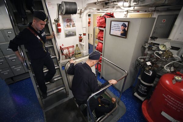 Ваеннаслужачыя ВМФ Расіі на борце карвета &quot;Громкий&quot; падчас сумесных расійска-кітайскіх ваенна-марскіх вучэнняў &quot;Морское взаимодействие – 2021&quot; у Японскім моры. - Sputnik Беларусь