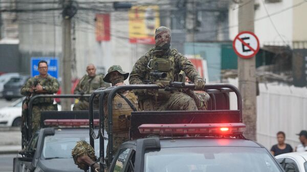 Полицейская операция в Рио-де-Жанейро - Sputnik Беларусь