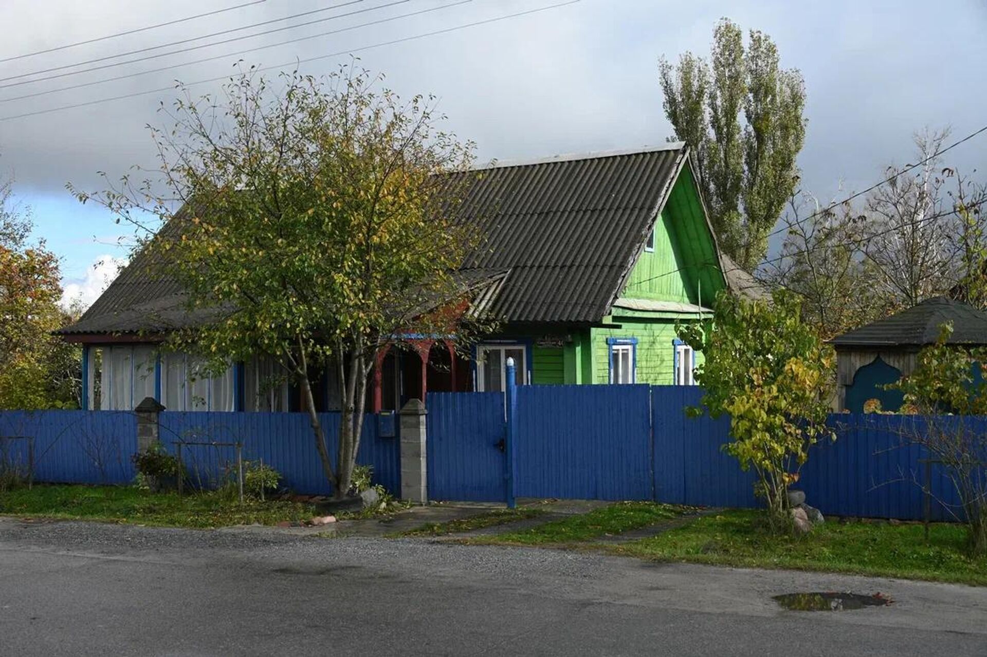 В Ельске до сих пор стоит дом, где жил Ян Налепка В Ельске до сих пор стоит дом, где жил Ян Налепка - Sputnik Беларусь, 1920, 30.10.2025