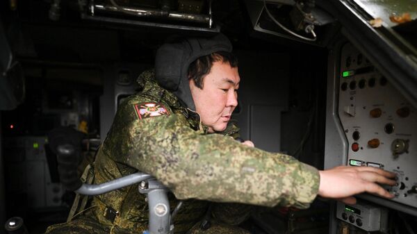 Боевое дежурство ЗРК Тор-М2 группировки Центр - Sputnik Беларусь