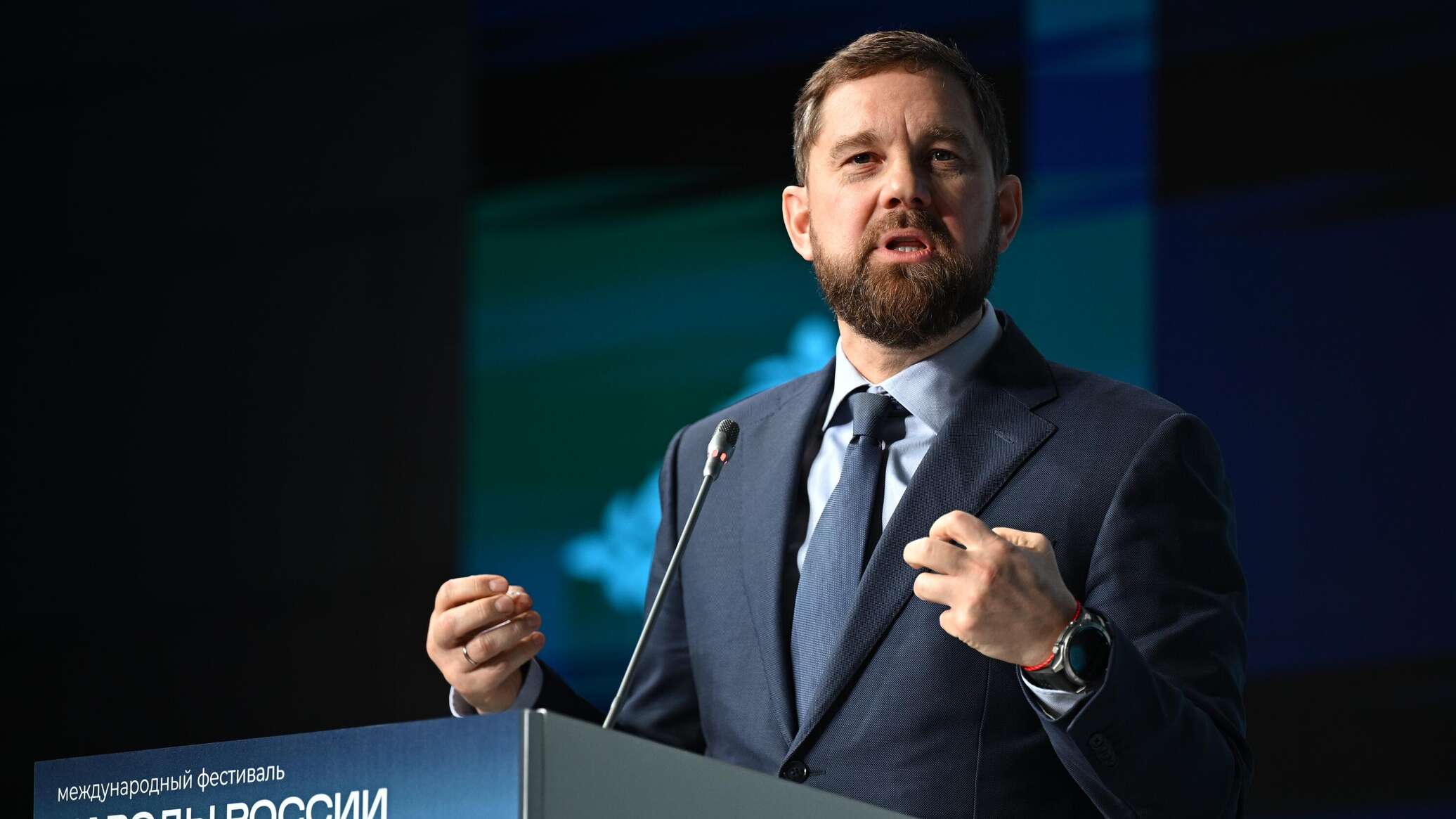 Баринов: необходимо сохранить все языки народов России